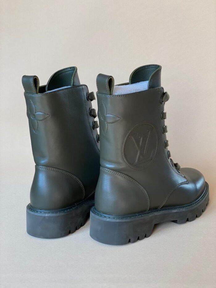 LOUIS VUITTON BOOT - Image 7