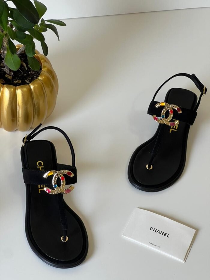 CHANEL - Image 3