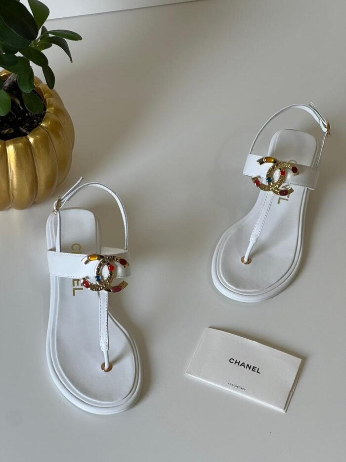 CHANEL - Image 5