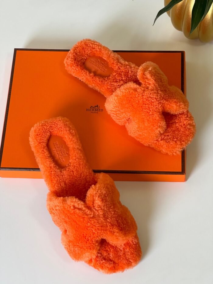 NEW HERMES FUR - Image 6