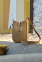 YSL HOBO 13CM - Image 2