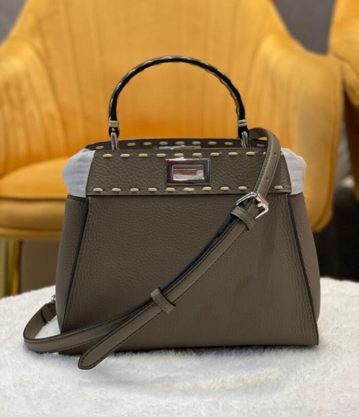 ⁦FENDI PEEKABOO 23 CM⁩ - الصورة ⁦4⁩