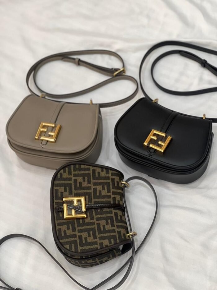 FENDI C’mon  NANO 20 CM - Image 1