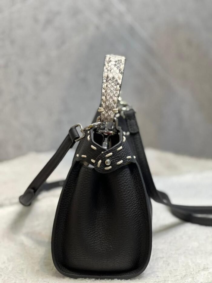 ⁦FENDI PEEKABOO PYTHON⁩ - الصورة ⁦3⁩