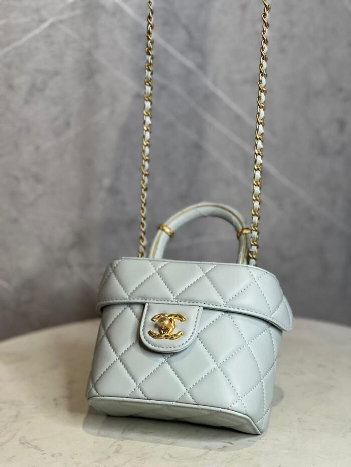 CHANEL VANITY - Image 7