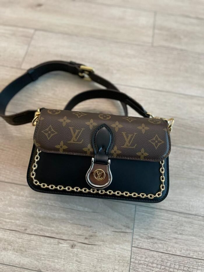 LV CROSS BAG - Image 1