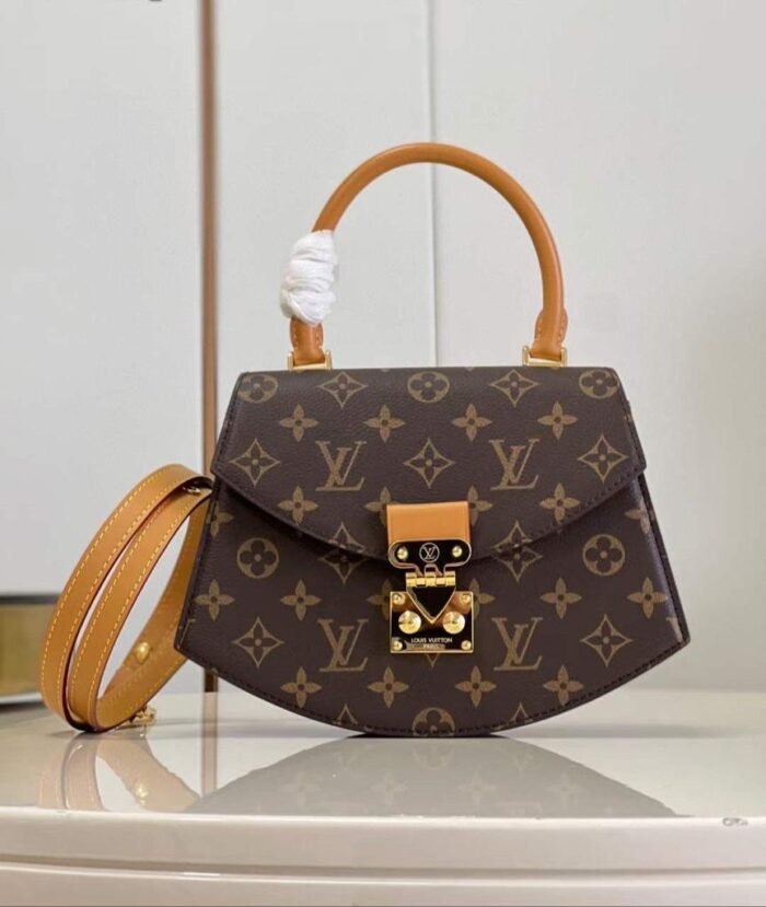 LV BAG 24 CM - Image 1