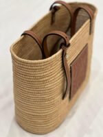 ⁦LOEWE PAULA’S IBIZA SMALL⁩ - الصورة ⁦2⁩