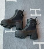 LOUIS VUITTON BOOT - Image 3