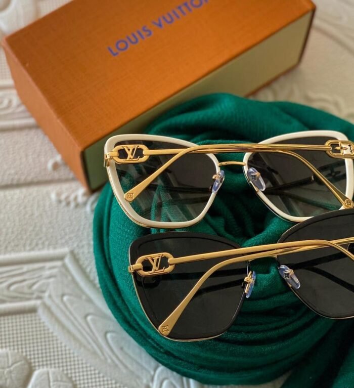 ⁦LOUIS VUITTON  SUNGLASSES⁩ - الصورة ⁦2⁩