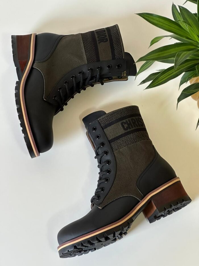 NEW CHRISTIAN DIOR BOOT - Image 3