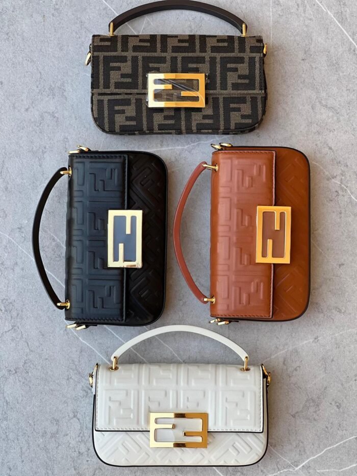 FENDI BAGUETTE PHONE POUCH - Image 1
