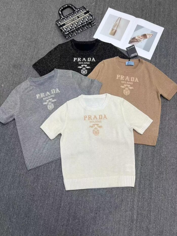 PRADA T-SHIRT - Image 1