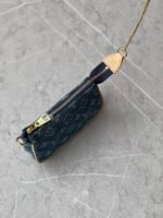 ⁦LOUIS VUITTON MINI POCHETTE ACCESSOIRES⁩ - الصورة ⁦2⁩