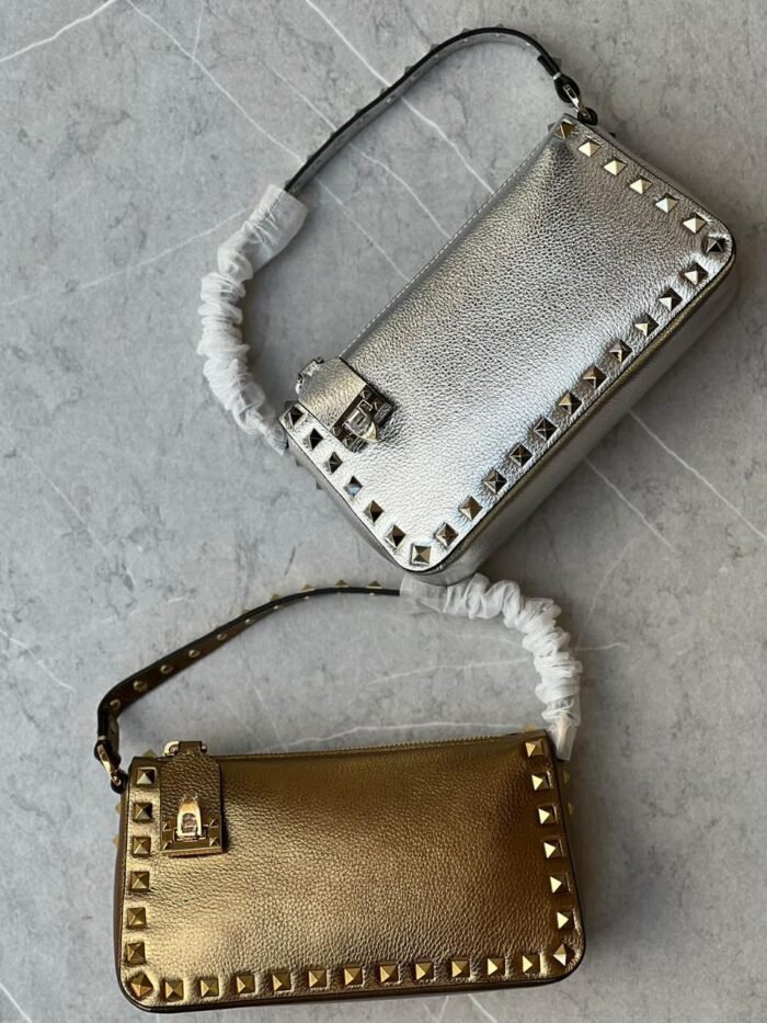 VALENTINO GARAVANI ROCKSTUD SMALL - Image 1