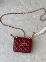 CHANEL CROSSBODY WALLET ON CHAIN