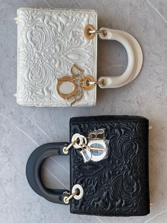 NEW MODEL DIOR LADY 20CM - Image 1