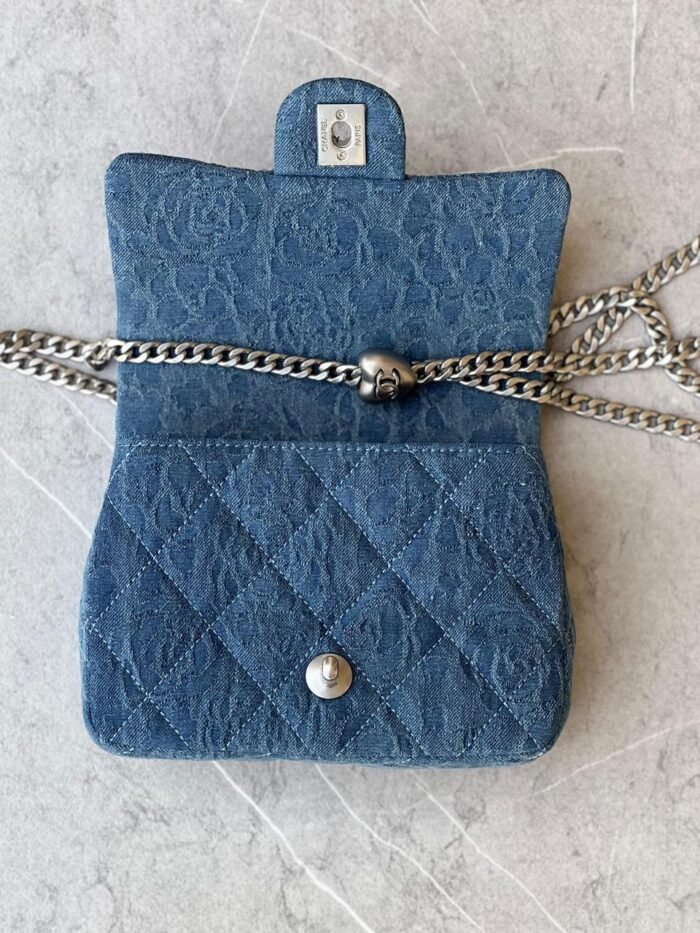 CHANEL CAMELLIA DENIM SWEETHEART MEDIUM FLAP BAG - Image 3