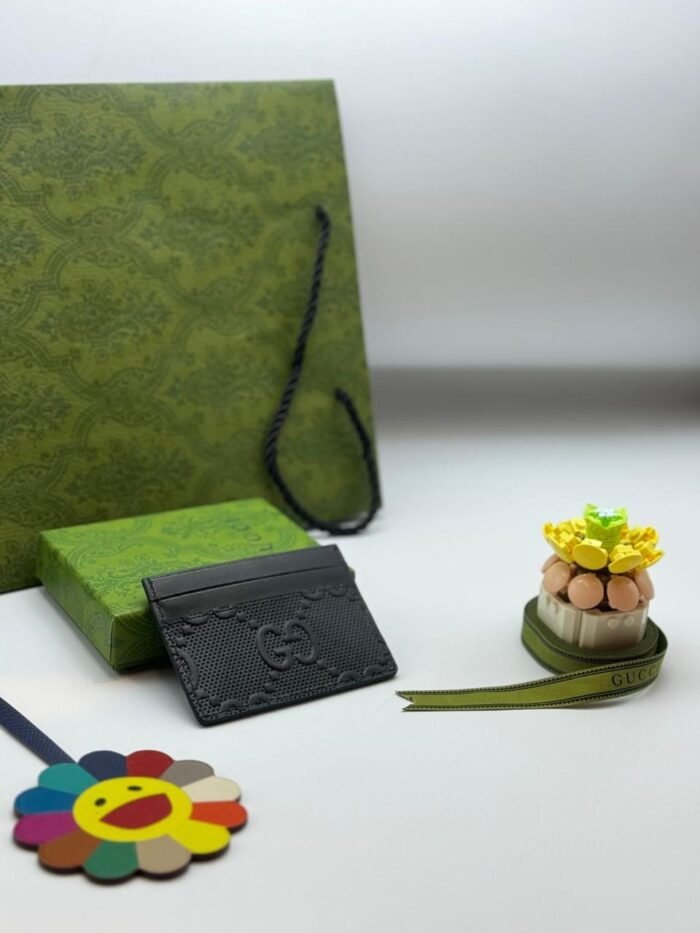 GUCCI CARD HOLDER - Image 1