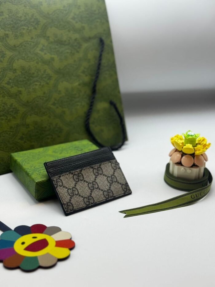 GUCCI CARD HOLDER - Image 1
