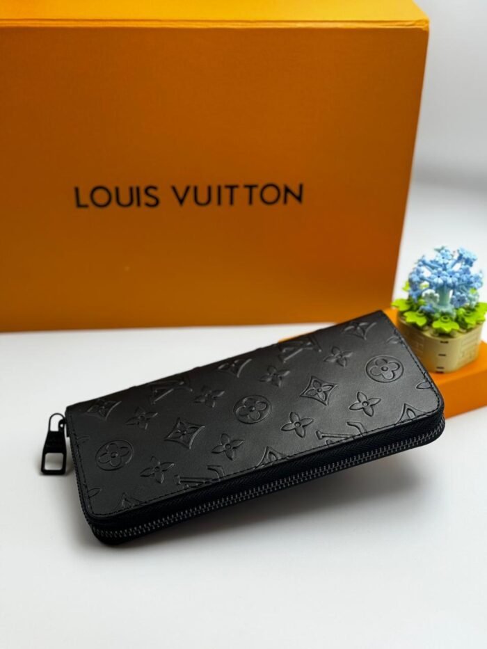 ⁦LOUIS VUITTON WALLET⁩ - الصورة ⁦1⁩