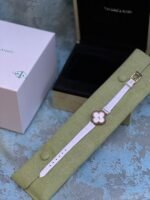 ⁦VAN CLEEF & ARPELS WATCH⁩ - الصورة ⁦2⁩