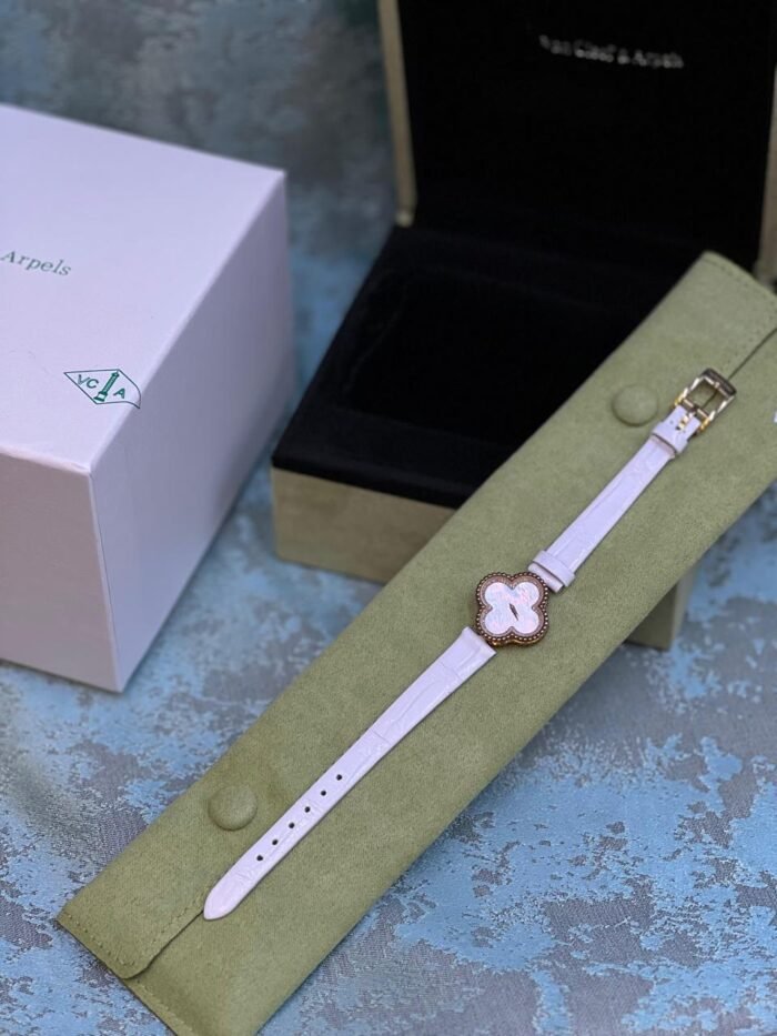 ⁦VAN CLEEF & ARPELS WATCH⁩ - الصورة ⁦2⁩