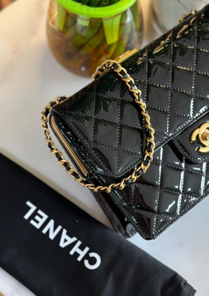 CHANEL - 20 CM - Image 3