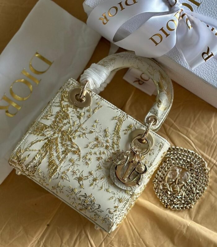 DIOR - 17 CM - Image 1