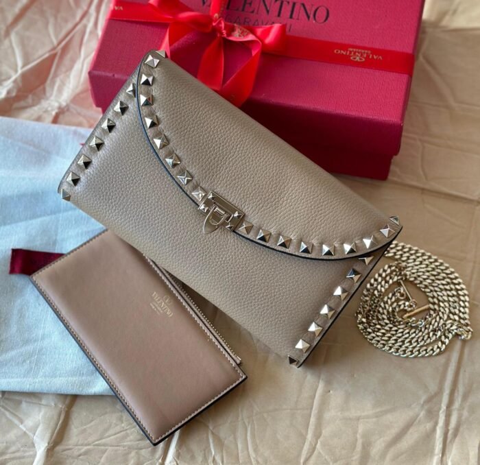VALENTINO ROCKSTUD -  21CM - Image 1