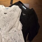 ⁦PRADA T-SHIRT⁩ - الصورة ⁦2⁩