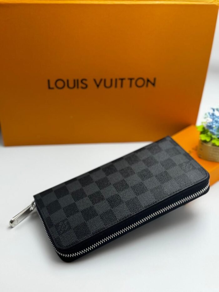 ⁦LOUIS VUITTON WALLET⁩ - الصورة ⁦1⁩