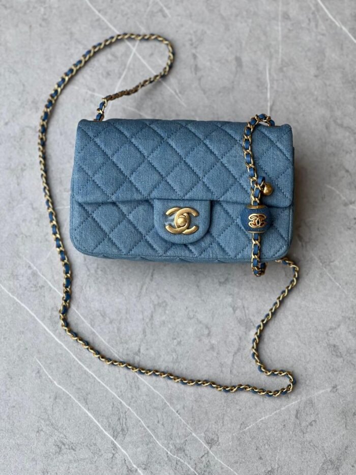 CHANEL TIMELESS/CLASSIQUE CROSSBODY BAG - Image 1