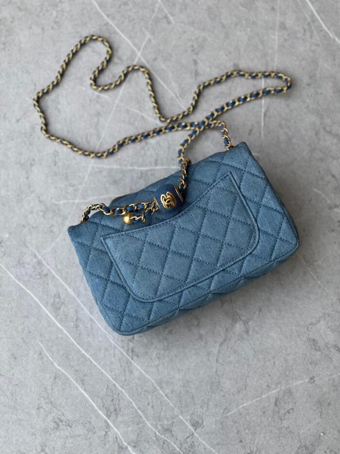 CHANEL TIMELESS/CLASSIQUE CROSSBODY BAG - Image 3