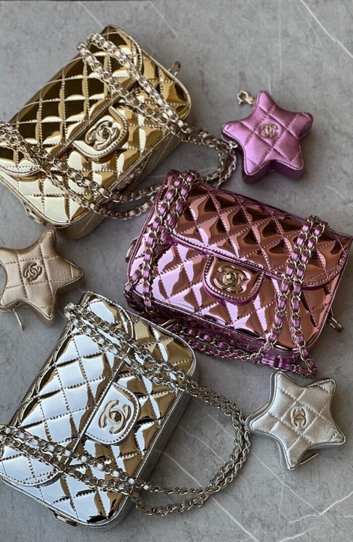 ⁦CHANEL MINI FLAP BAG & STAR COIN PURSE⁩ - الصورة ⁦1⁩