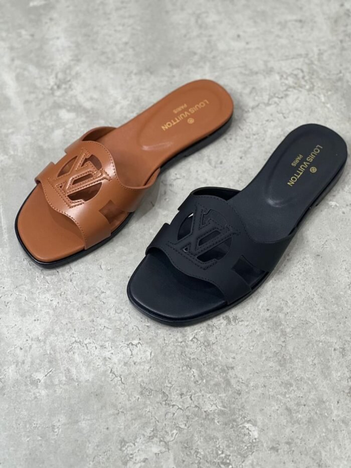 LOUIS VUITTON FLAT - Image 1
