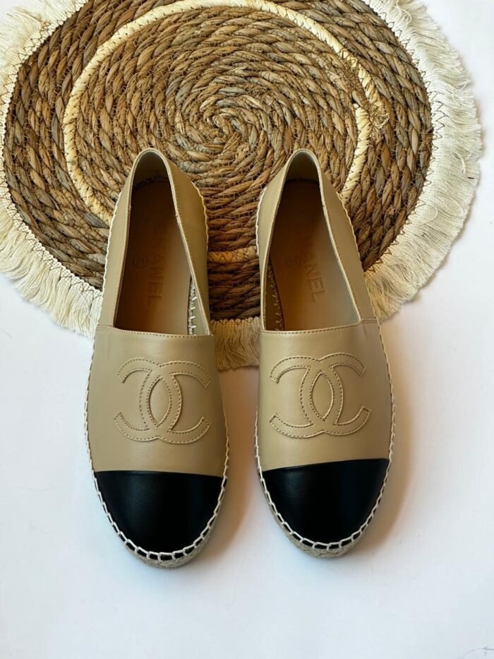 NEW CHANEL - FLAT - Image 2
