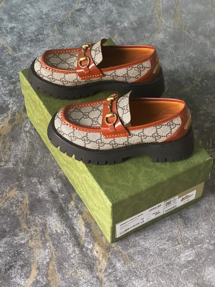 NEW GUCCI - Image 1
