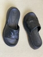 LOUIS VUITTON FLAT