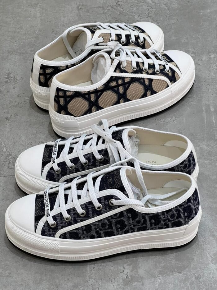 DIOR - Image 1