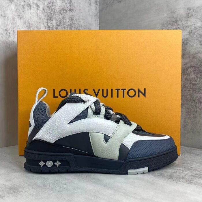 LOUIS VUITTON - Image 1
