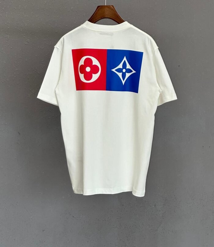 ⁦LOUIS VUITTON T-SHIRT⁩ - الصورة ⁦2⁩