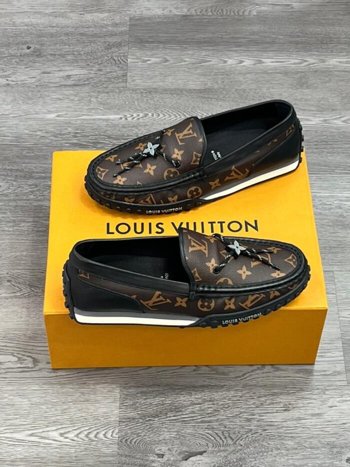 ⁦LOUIS VUITTON⁩ - الصورة ⁦2⁩