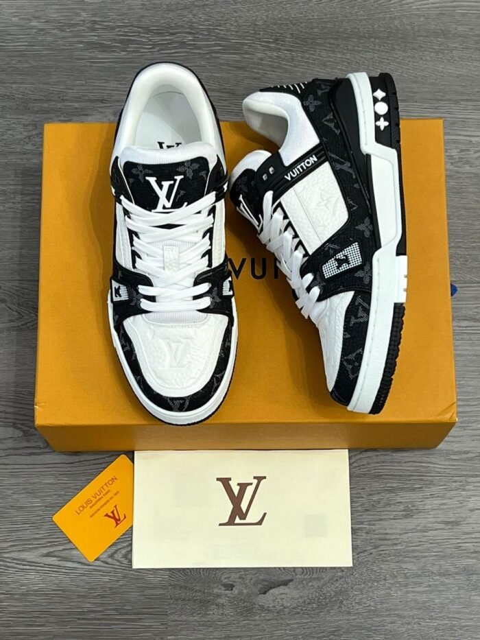 ⁦LOUIS VUITTON⁩ - الصورة ⁦2⁩
