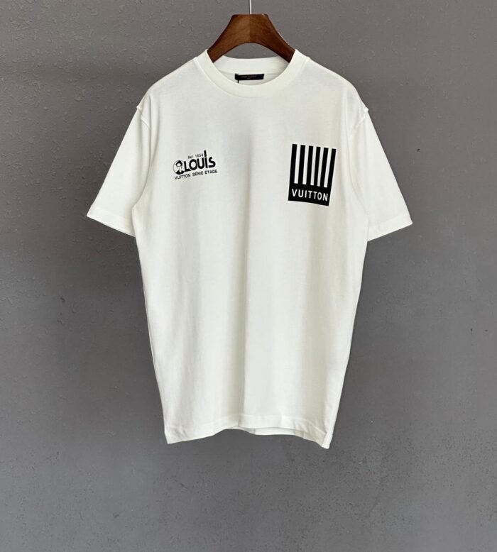 ⁦LOUIS VUITTON T-SHIRT⁩ - الصورة ⁦1⁩