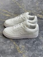 LOUIS VUITTON- Nike