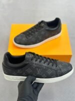 LOUIS VUITTON - Image 2