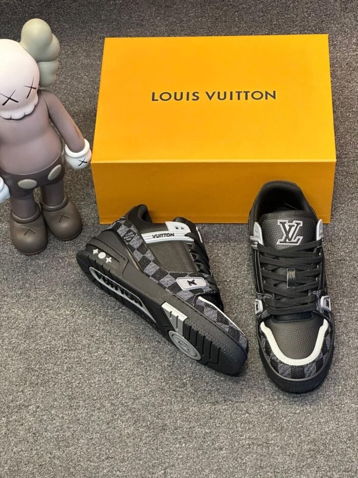 LOUIS VUITTON - Image 2