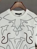 LOUIS VUITTON TSHIRT - Image 2