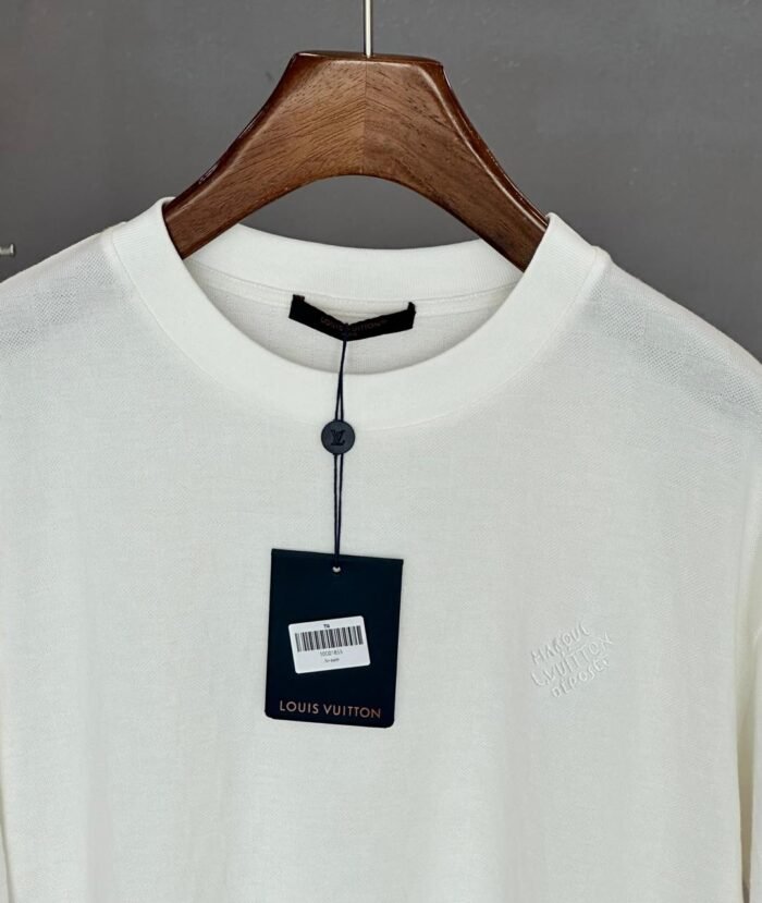 LOUIS VUITTON TSHIRT - Image 2